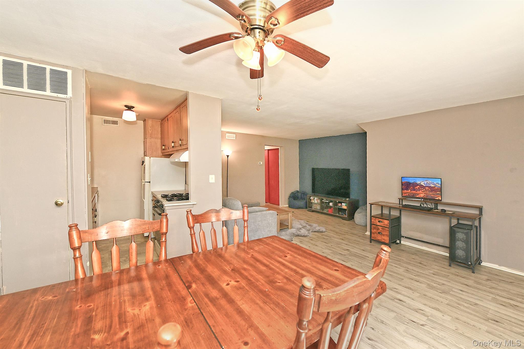 #8 photo, 57 Artist Lake Drive, Middle Island , NY 11953