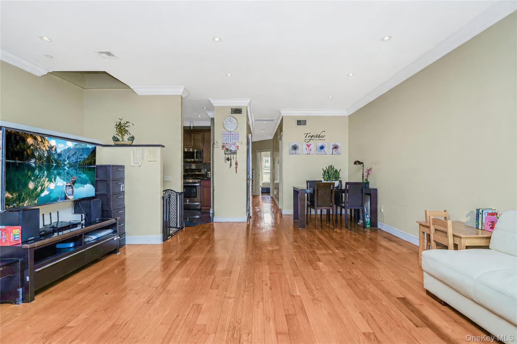 #2 photo, 8805 Bay 16th Street, ब्रुकलीन Brooklyn , NY 11214