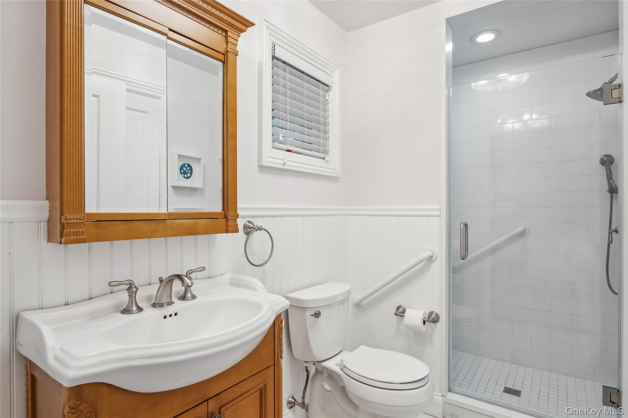 #15 photo, 73 Beach Road, Westhampton Beach , NY 11978