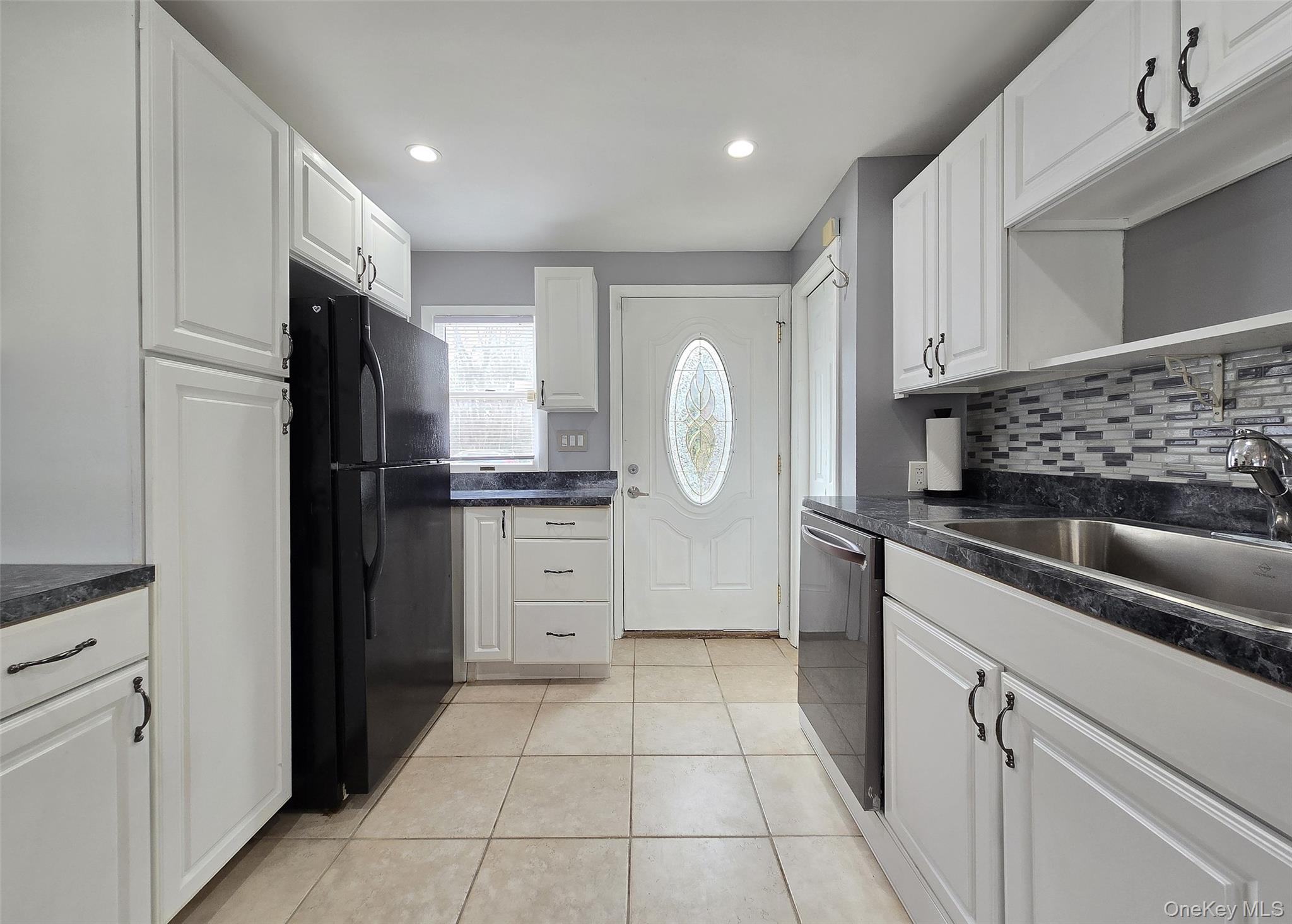 #13 photo, 45 Mallard Avenue, מחוז סאפוק Selden , NY 11784