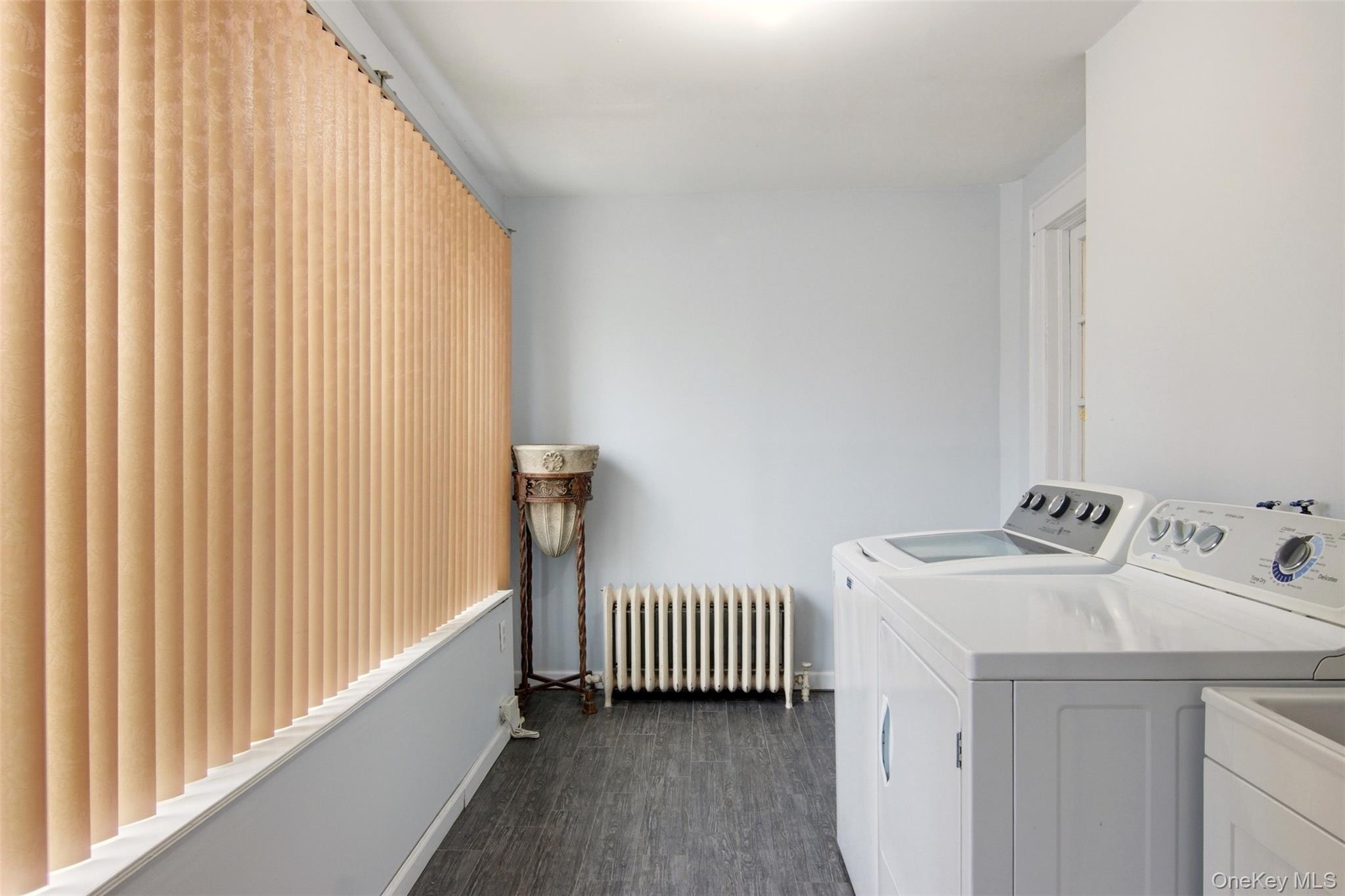 #20 photo, 17 Park Place, নাসাউ কাউন্টি Floral Park , NY 11001