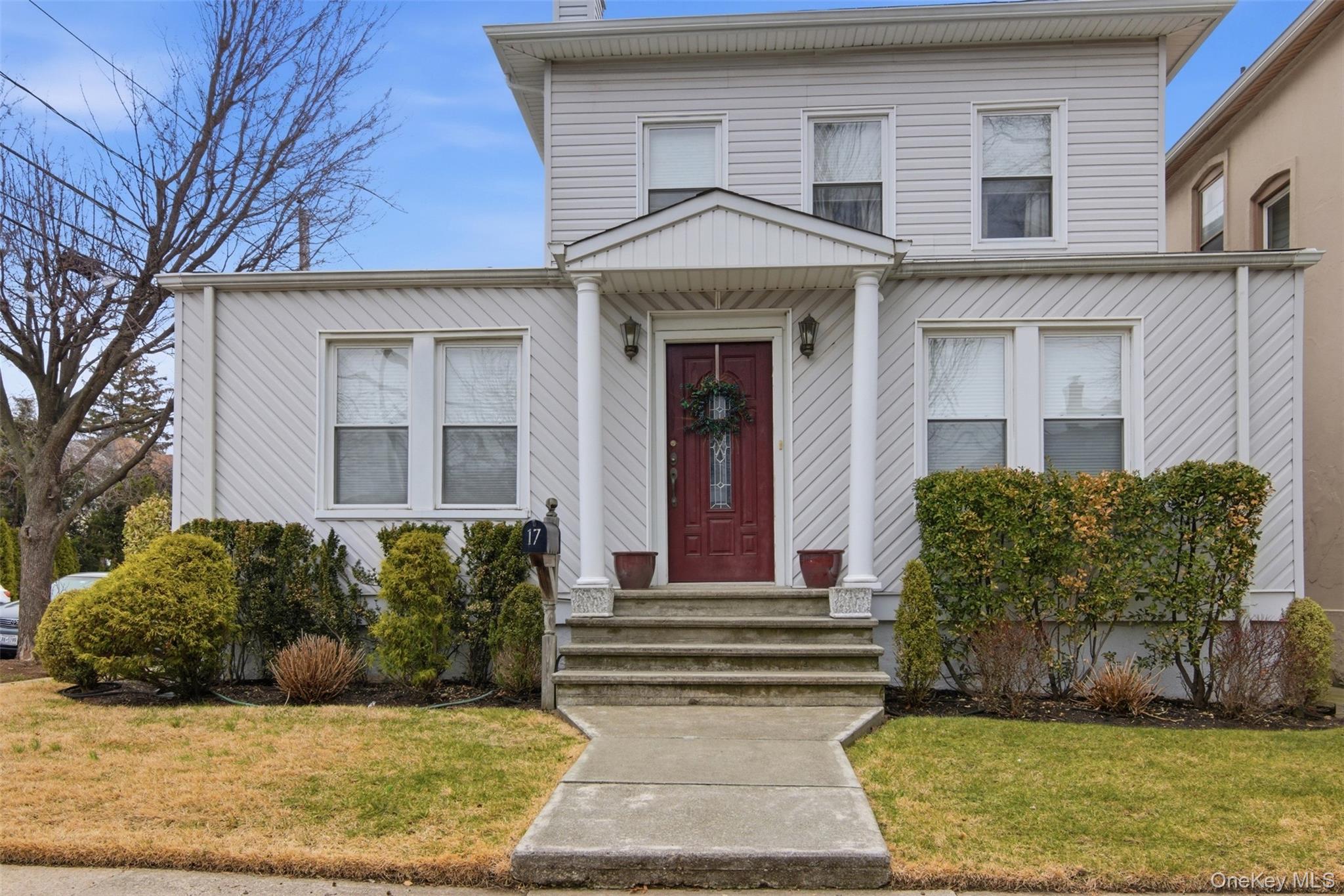 #3 photo, 17 Park Place, নাসাউ কাউন্টি Floral Park , NY 11001