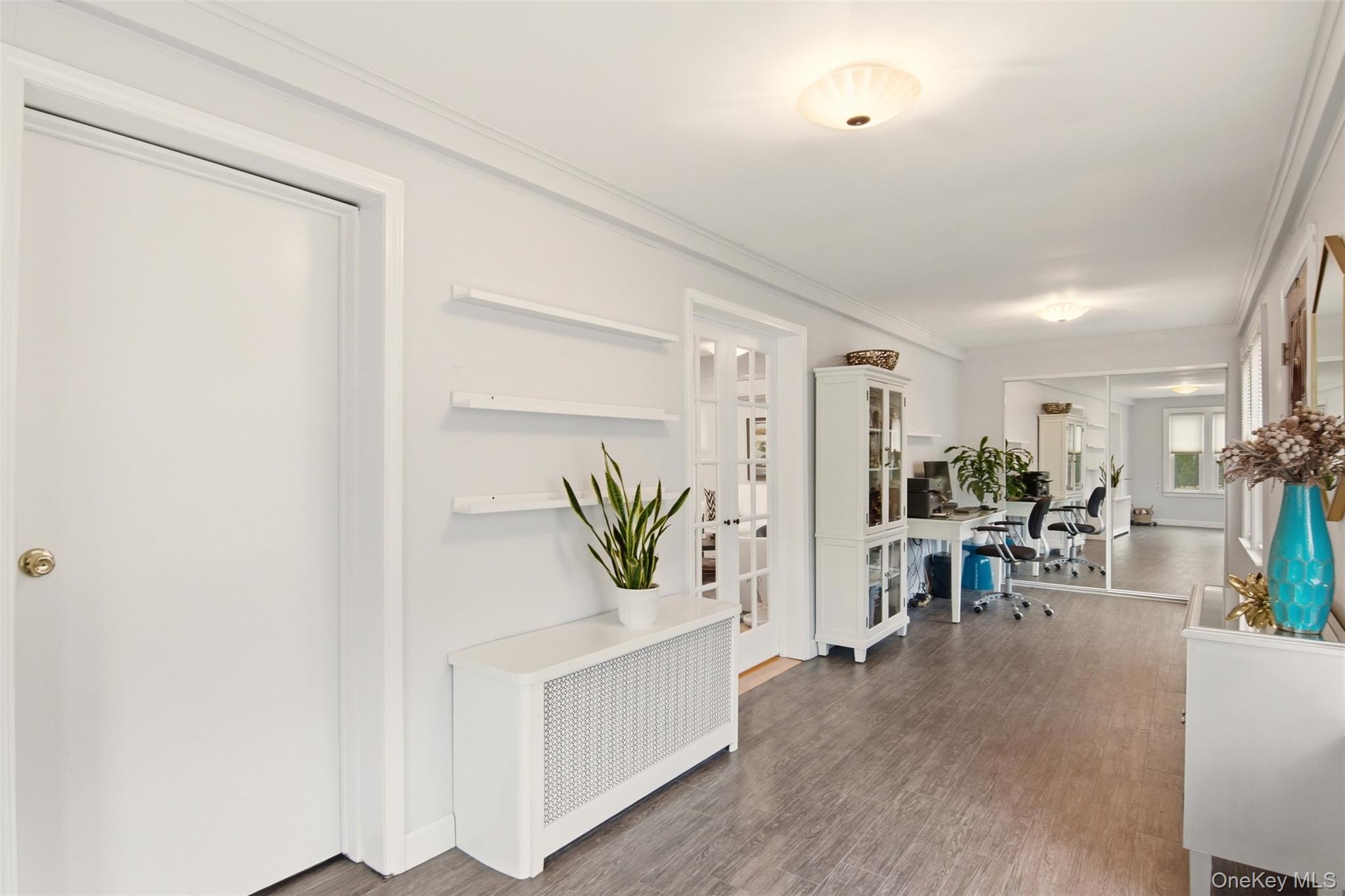 #4 photo, 17 Park Place, নাসাউ কাউন্টি Floral Park , NY 11001