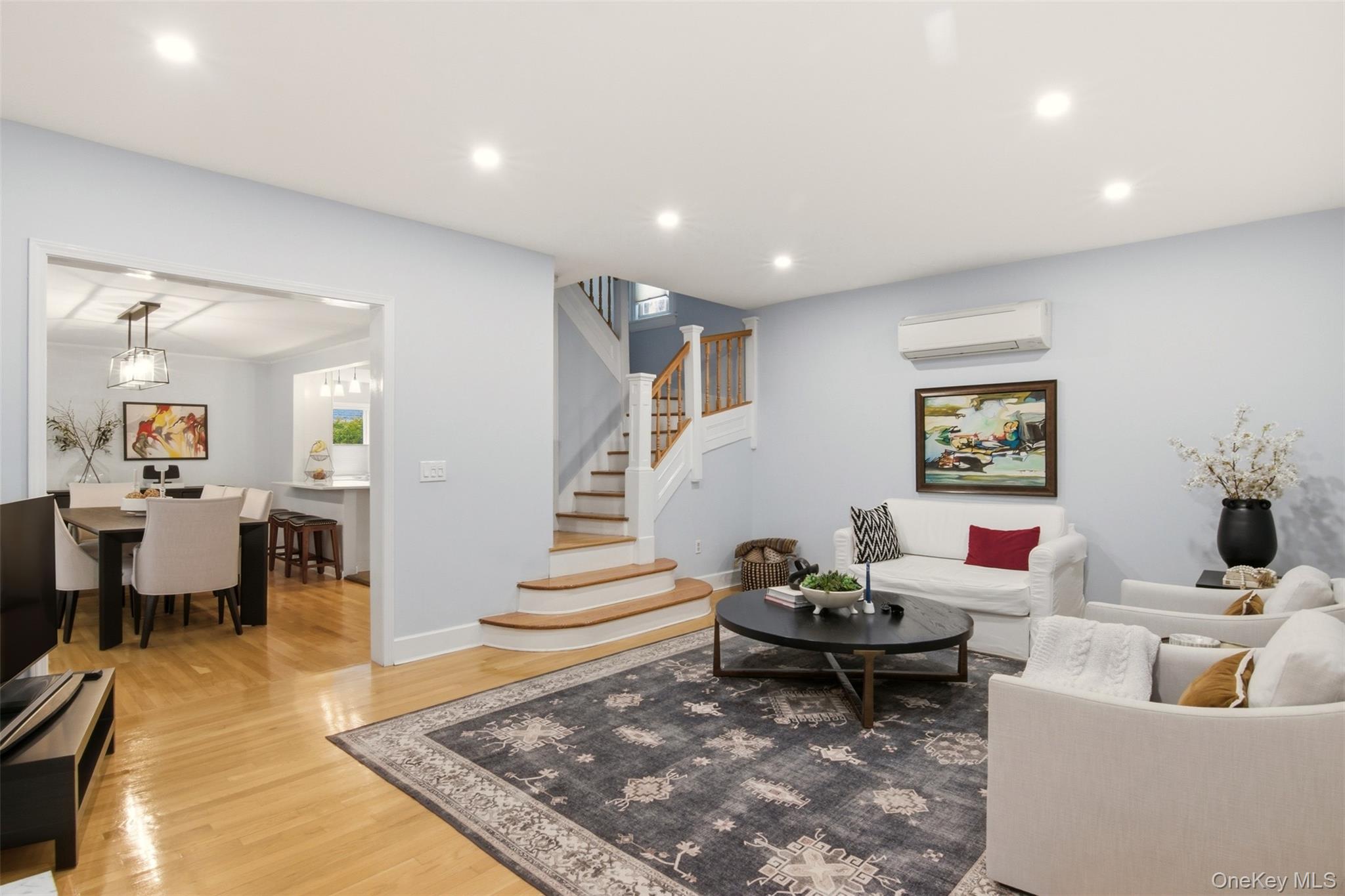 #6 photo, 17 Park Place, নাসাউ কাউন্টি Floral Park , NY 11001