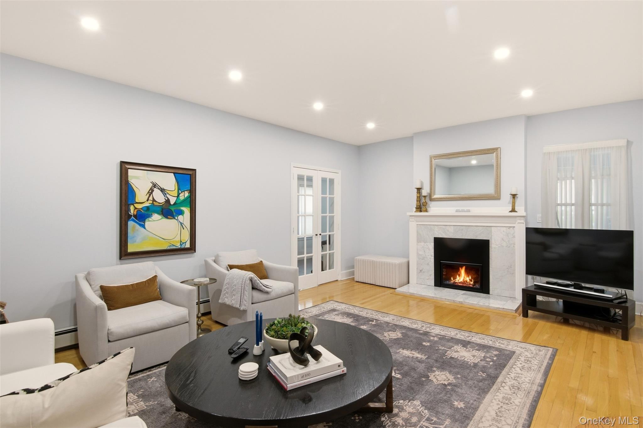 #7 photo, 17 Park Place, নাসাউ কাউন্টি Floral Park , NY 11001