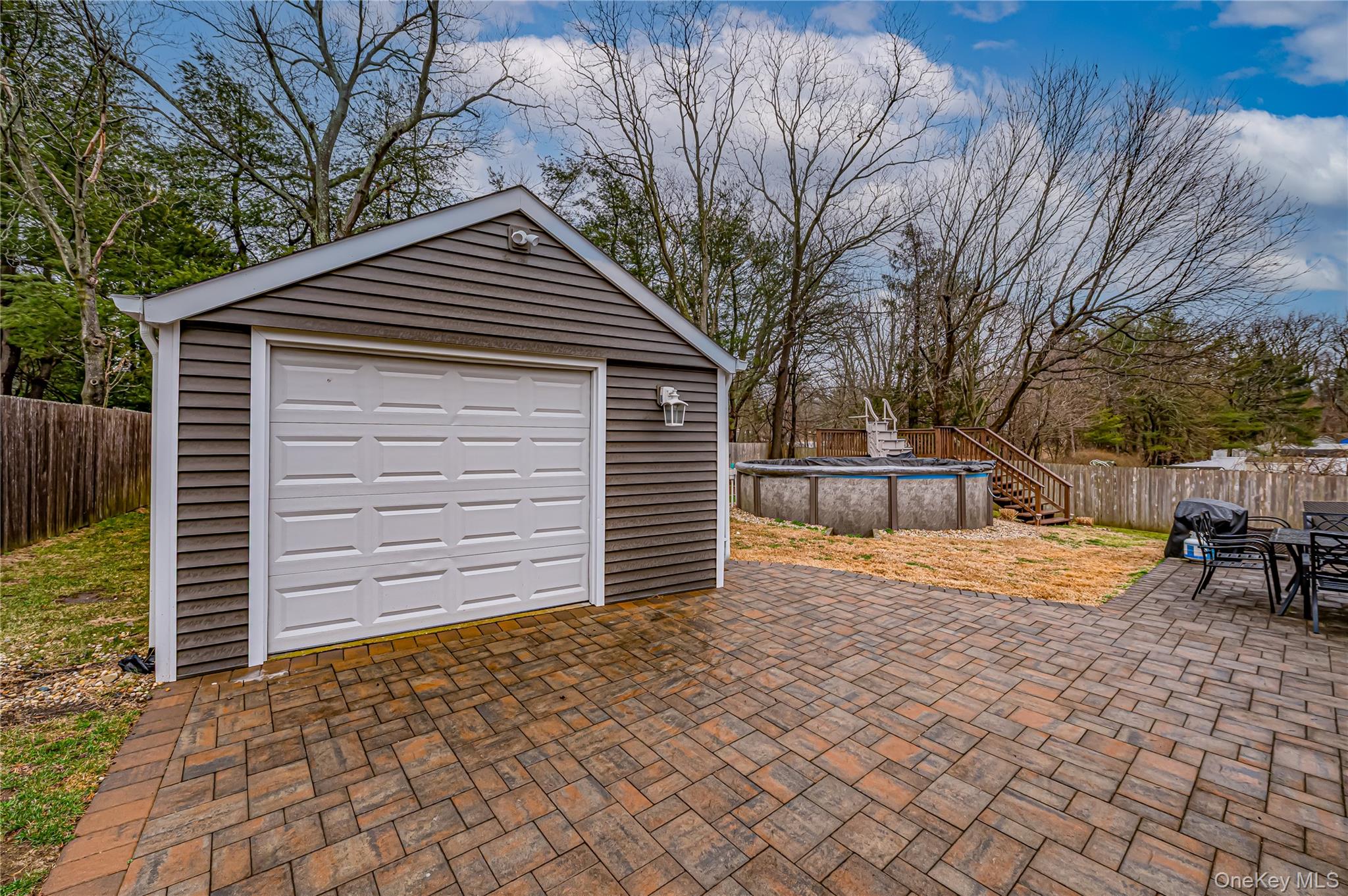 #20 photo, 19 Fairview Place, Hauppauge , NY 11788