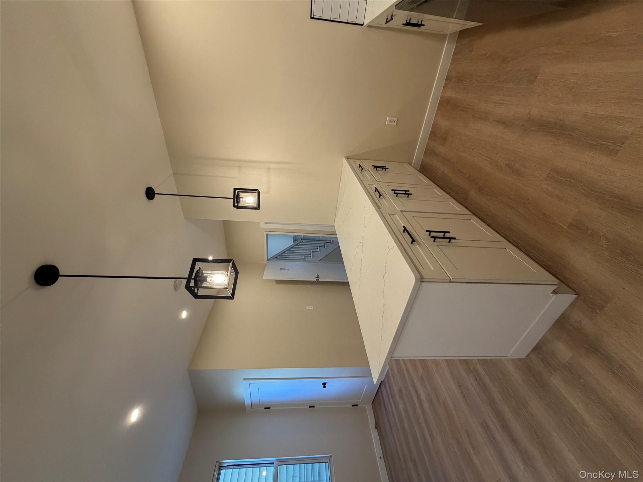 #18 photo, 1420 114th Street, 皇后区 College Point , NY 11356