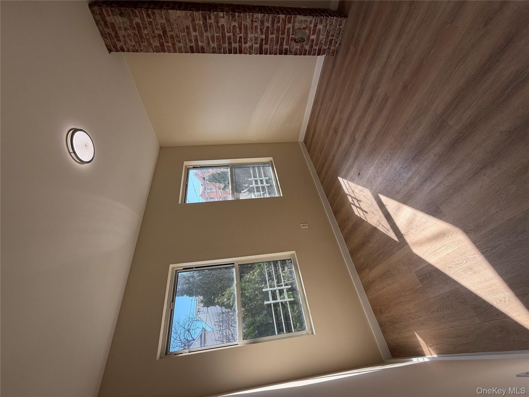 #4 photo, 1420 114th Street, 皇后区 College Point , NY 11356