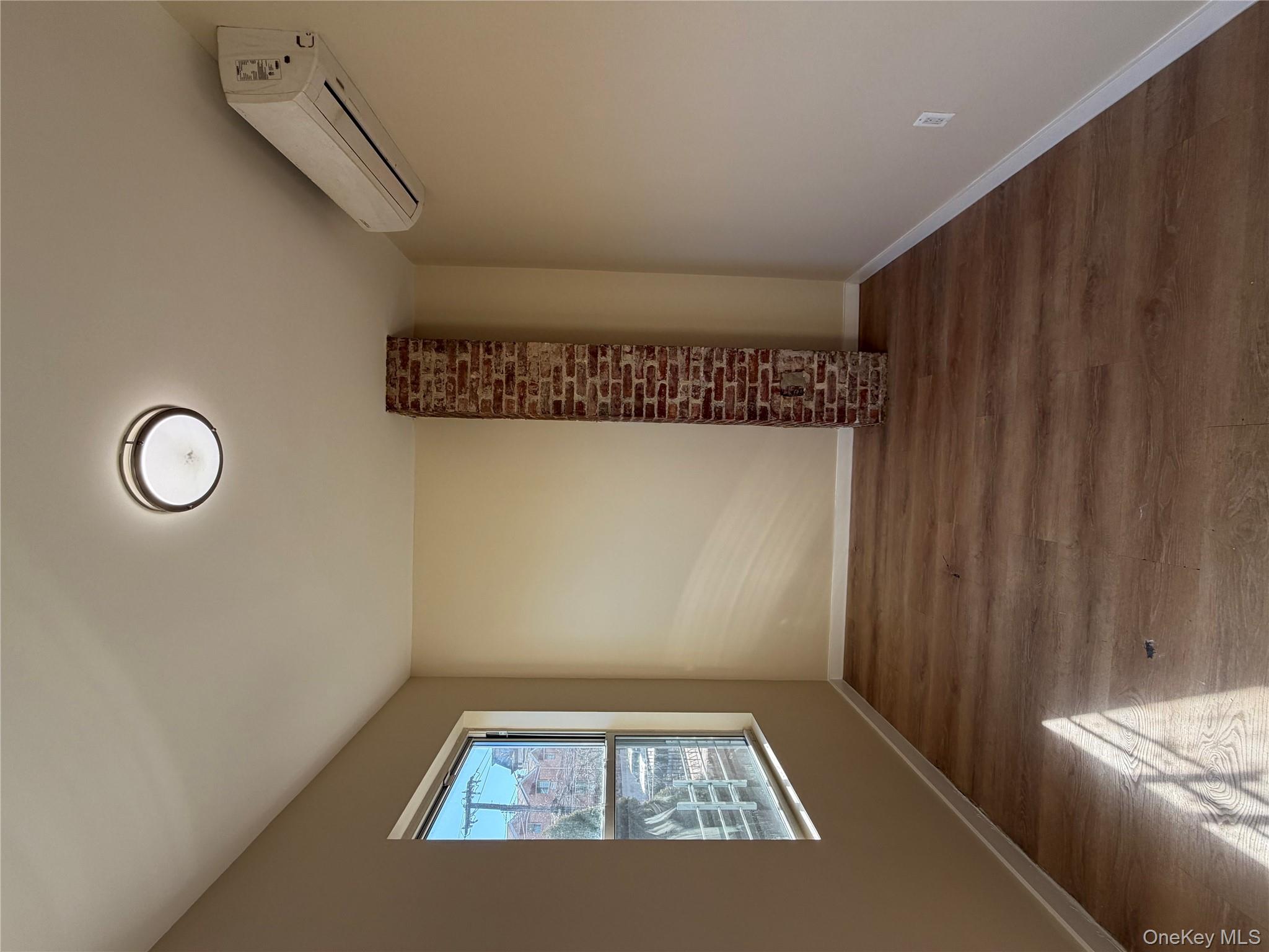 #5 photo, 1420 114th Street, 皇后区 College Point , NY 11356