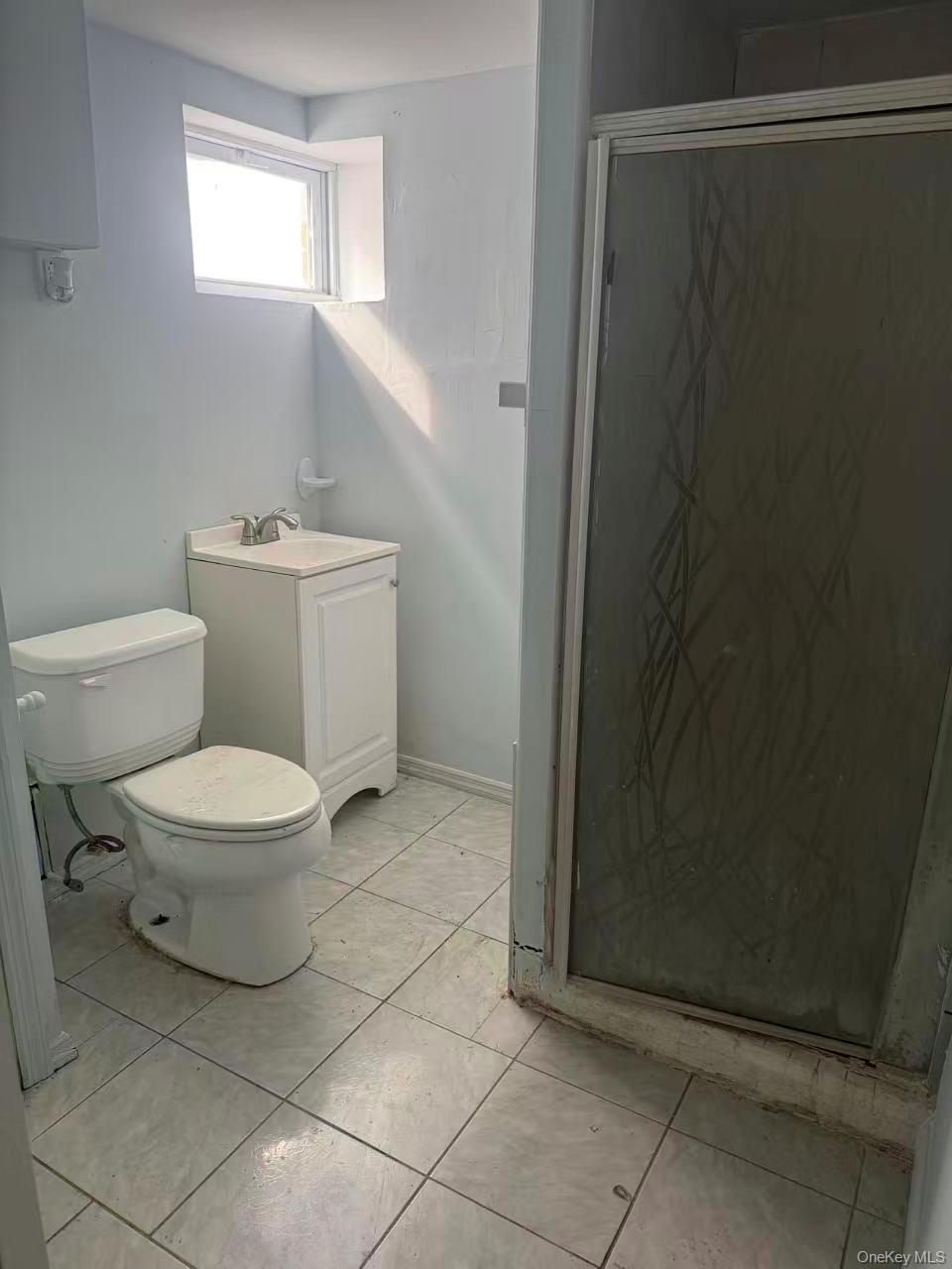 #13 photo, 363 Clarendon Road, Uniondale , NY 11553