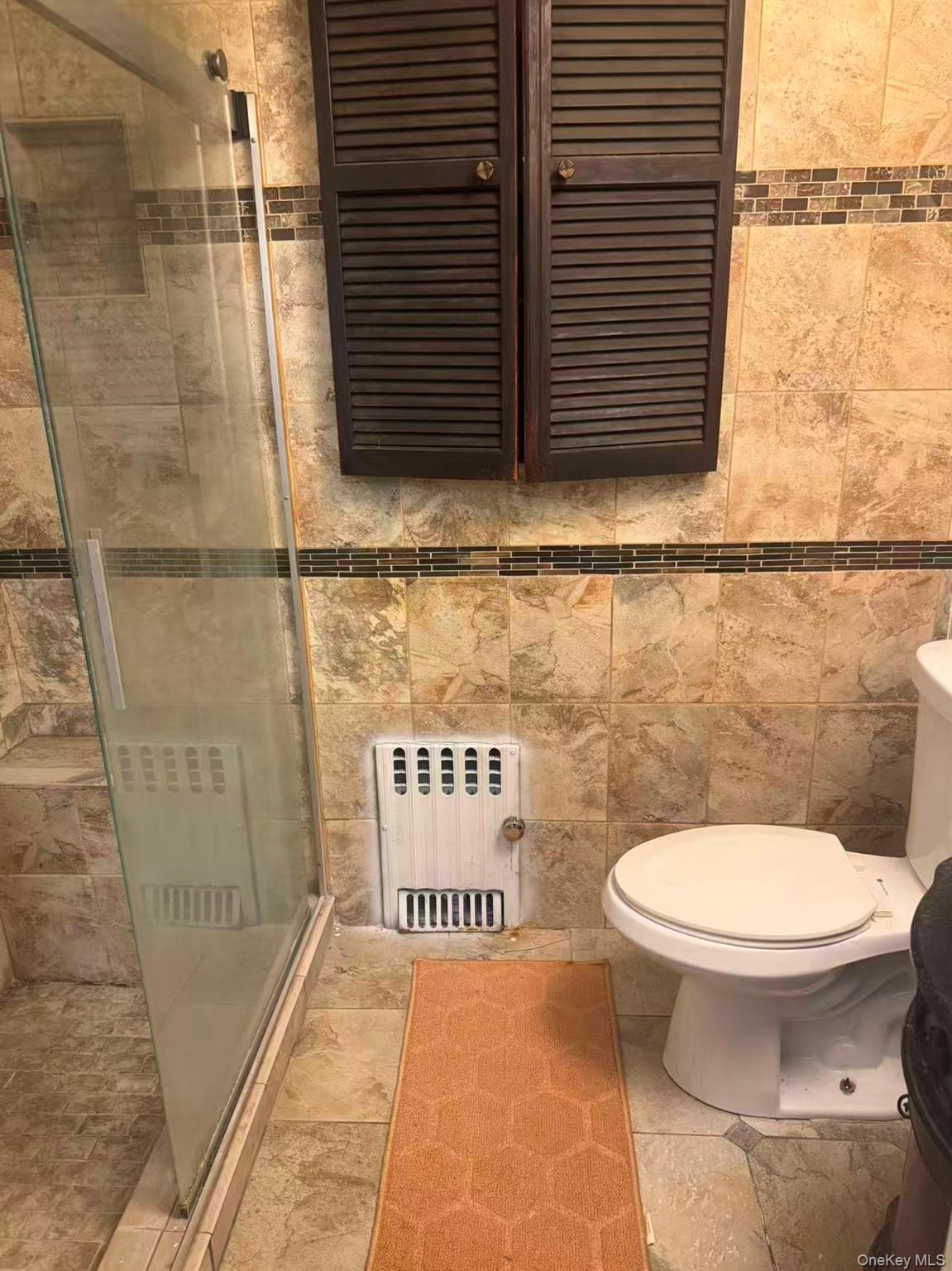 #5 photo, 363 Clarendon Road, Uniondale , NY 11553