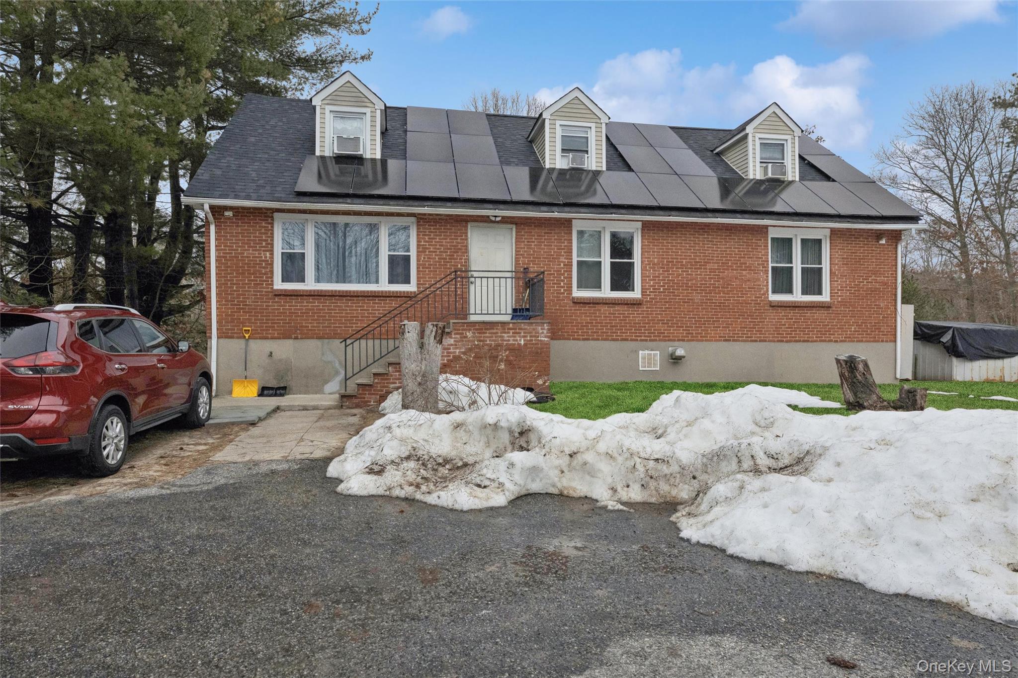 #2 photo, 5 Wedgewood Drive, מחוז סאפוק Coram , NY 11727