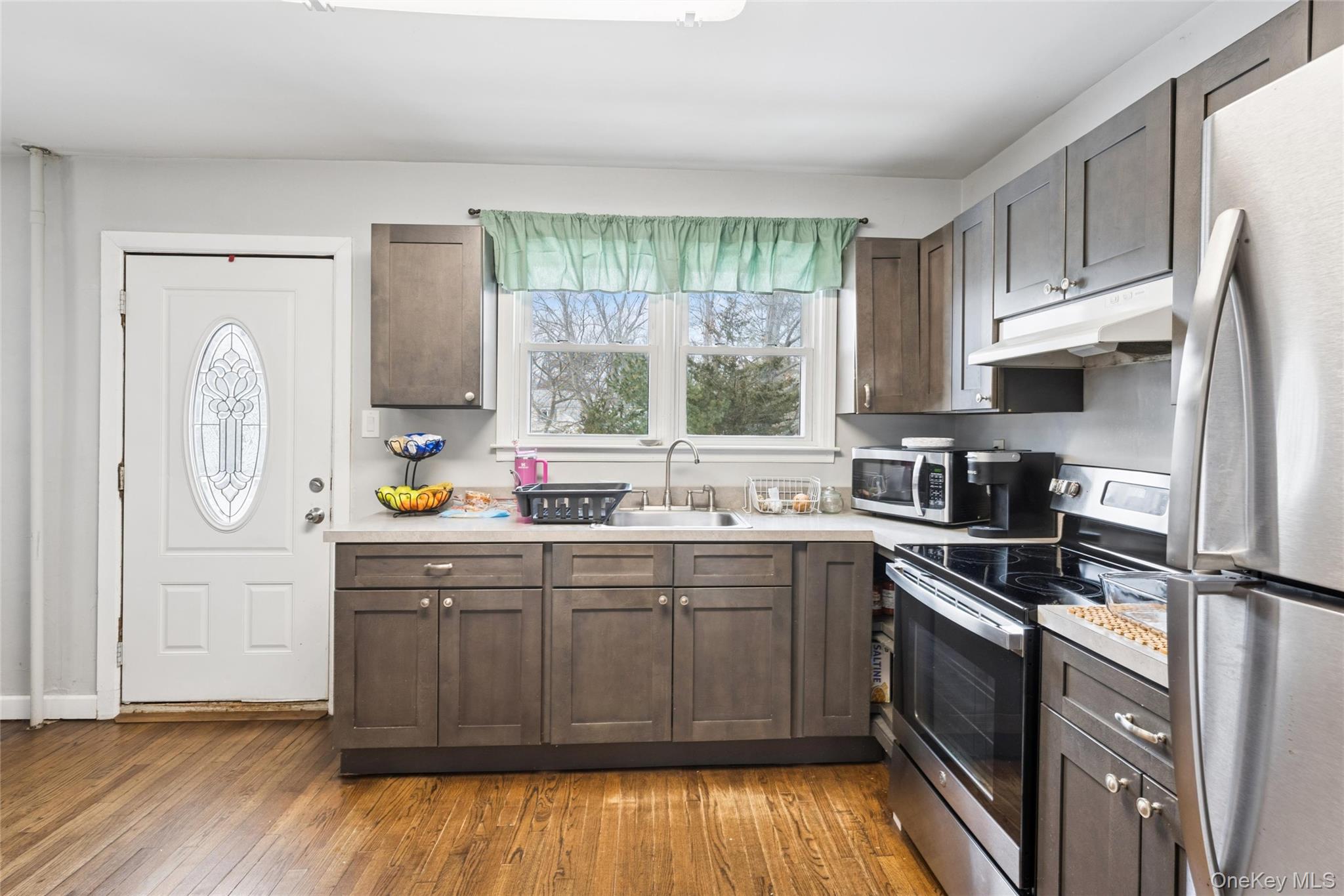 #6 photo, 5 Wedgewood Drive, מחוז סאפוק Coram , NY 11727