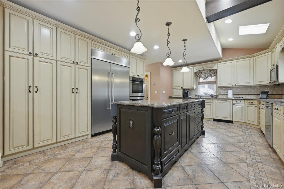 #13 photo, 227 Colony Street, West Hempstead , NY 11552