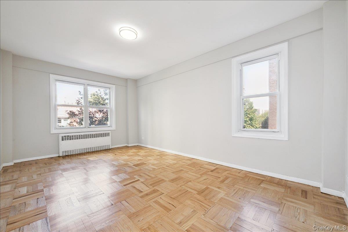 #20 photo, 110-45 Queens, कुईंस Forest Hills , NY 11375