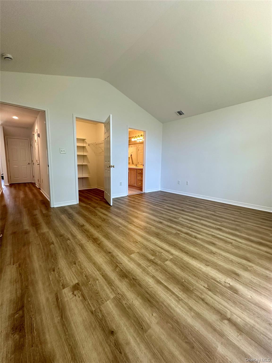 #18 photo, 1403 Pebble Beach Path, מחוז סאפוק Riverhead , NY 11901