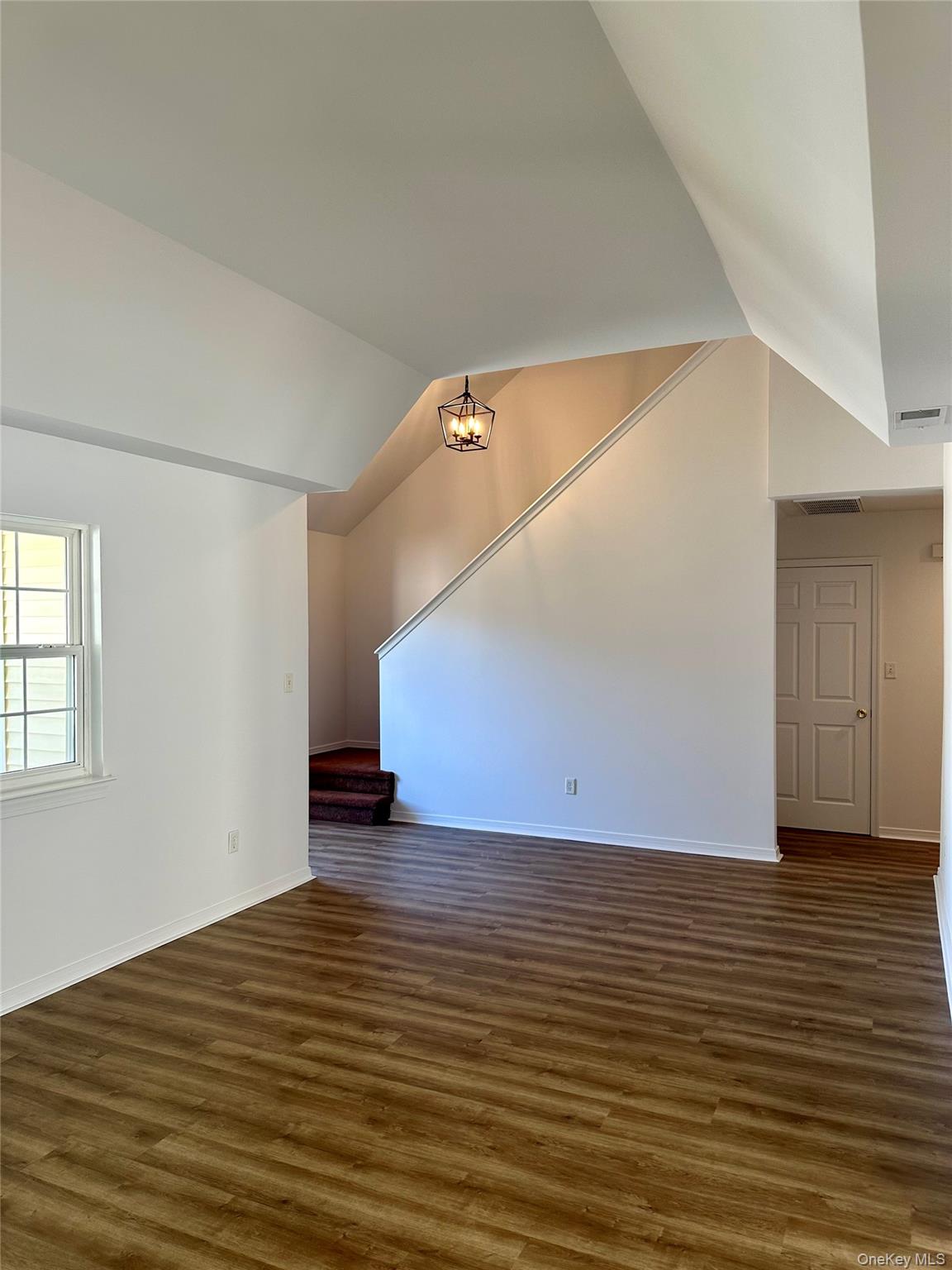 #9 photo, 1403 Pebble Beach Path, מחוז סאפוק Riverhead , NY 11901