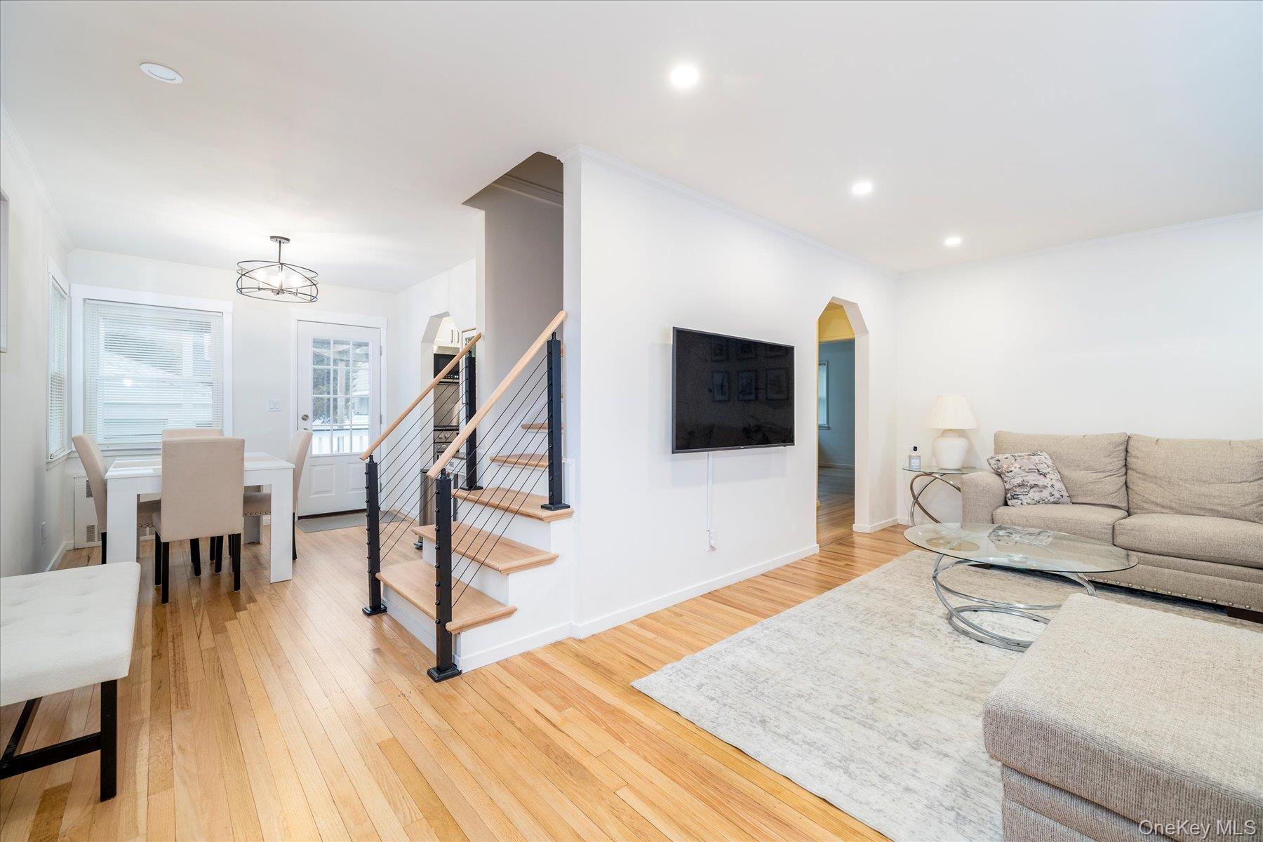 #3 photo, 108 Ambrose Avenue, Malverne , NY 11565