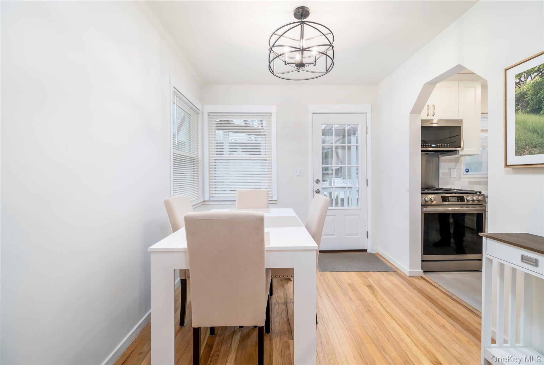 #5 photo, 108 Ambrose Avenue, Malverne , NY 11565