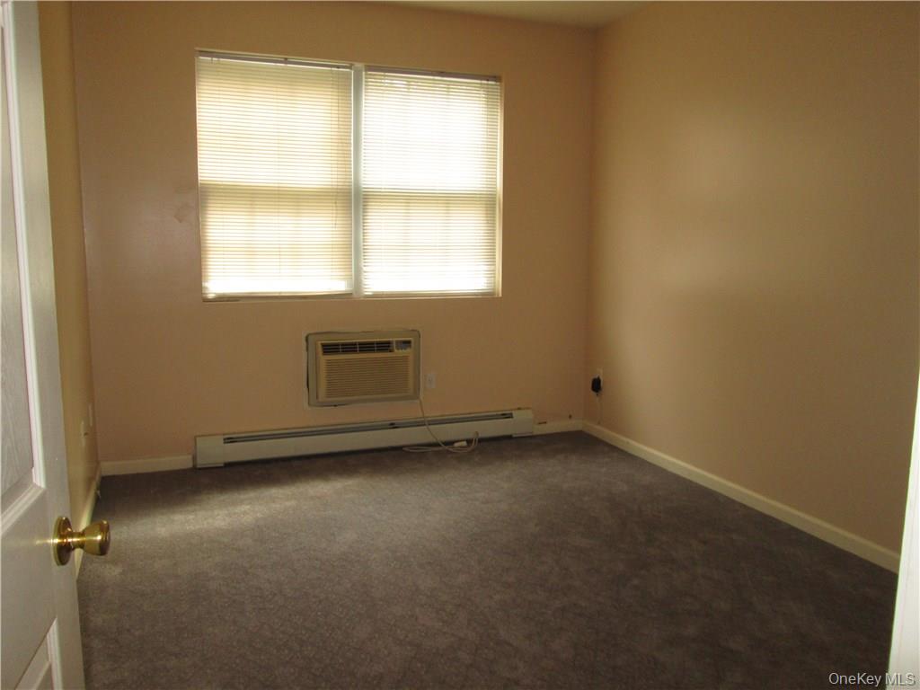 #11 photo, 75 Pipetown Hill Road, Nanuet , NY 10954