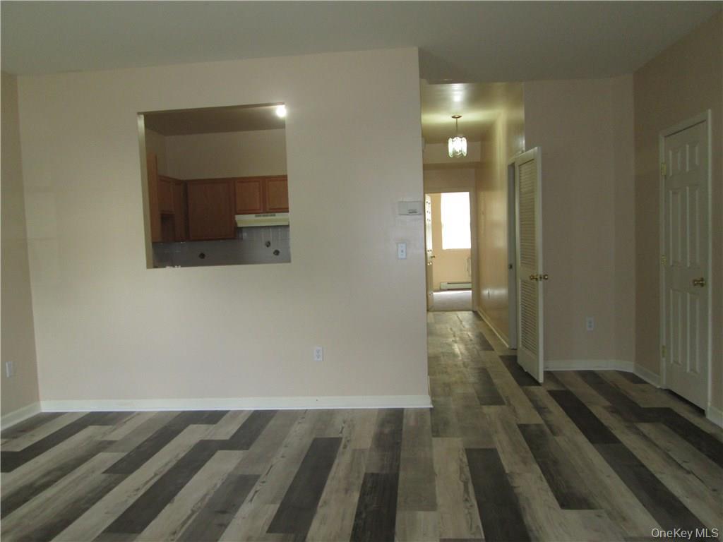 #5 photo, 75 Pipetown Hill Road, Nanuet , NY 10954