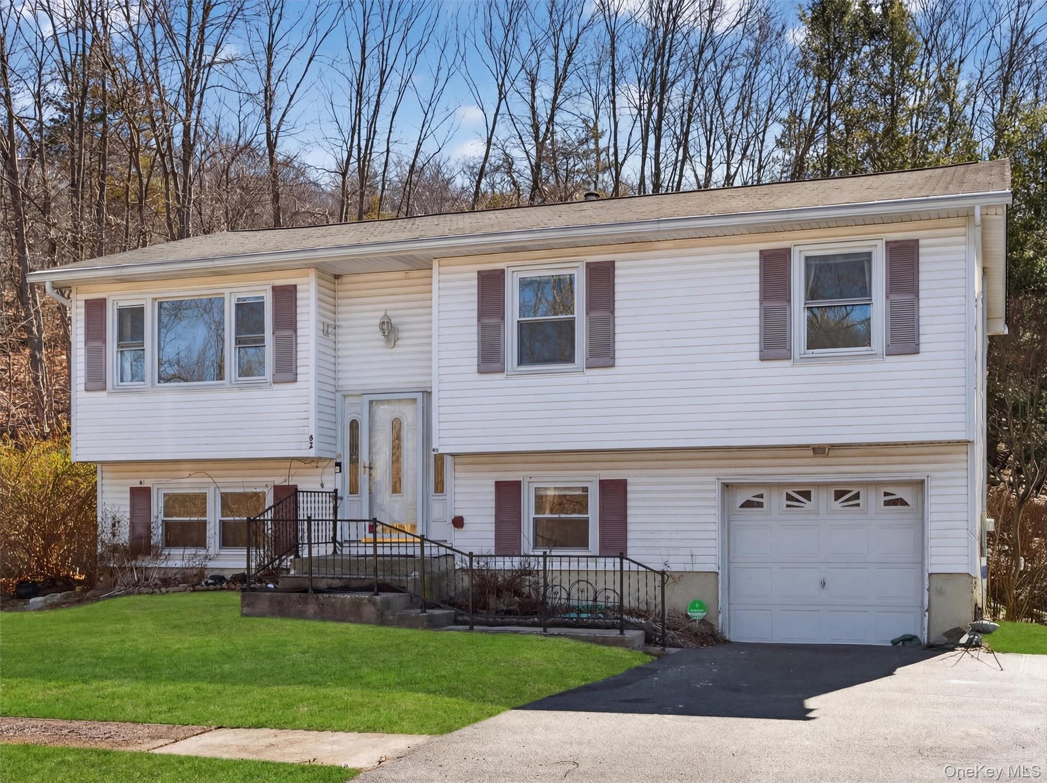 #1 photo, 82 Lincoln Street, Sloatsburg , NY 10974