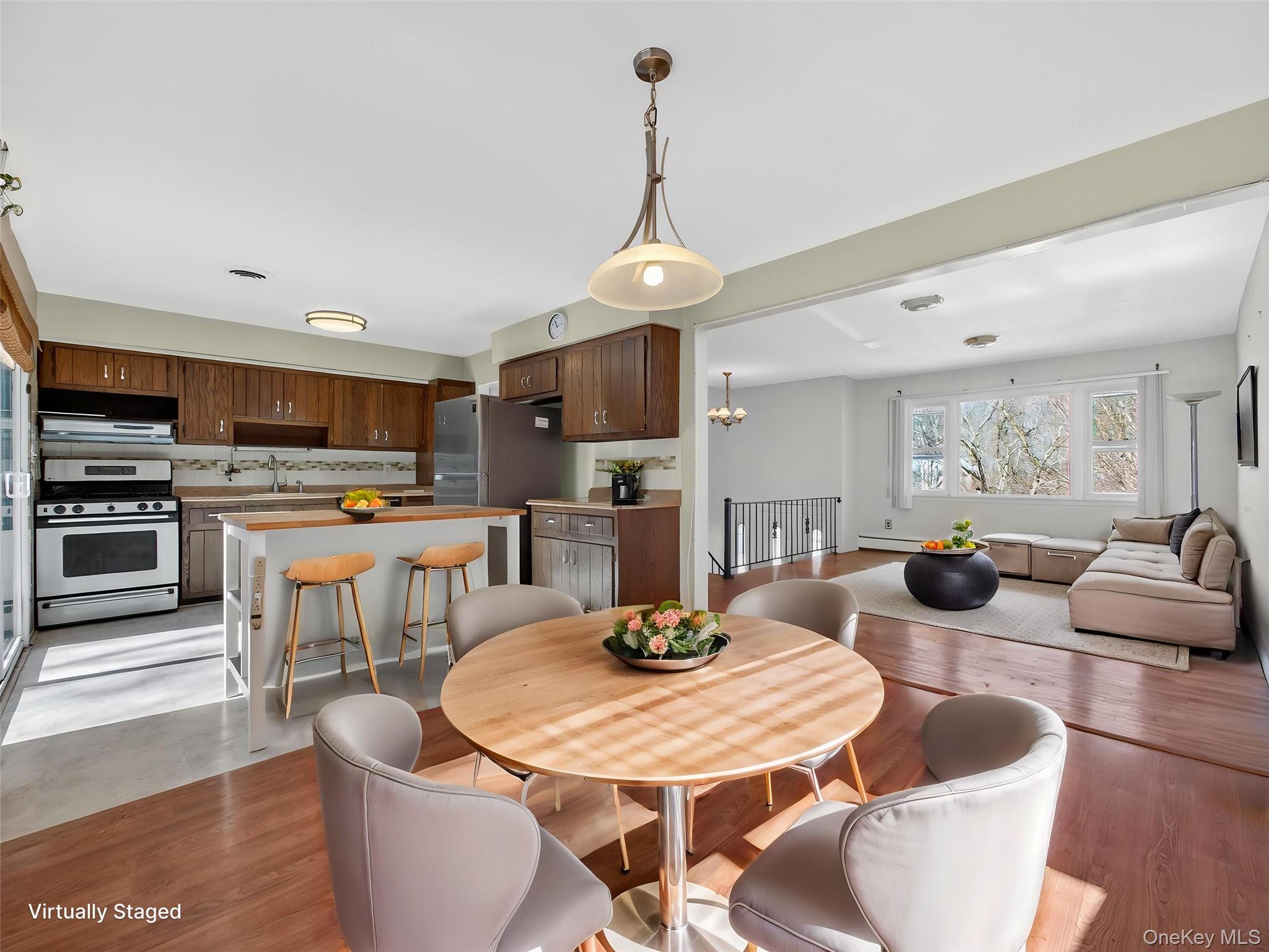 #8 photo, 82 Lincoln Street, Sloatsburg , NY 10974