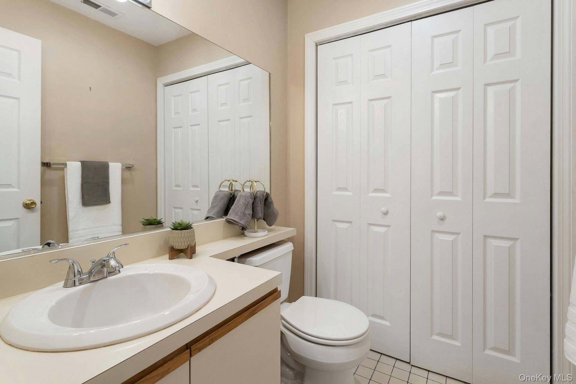 #17 photo, 802 Autumn Lane, Brewster , NY 10509