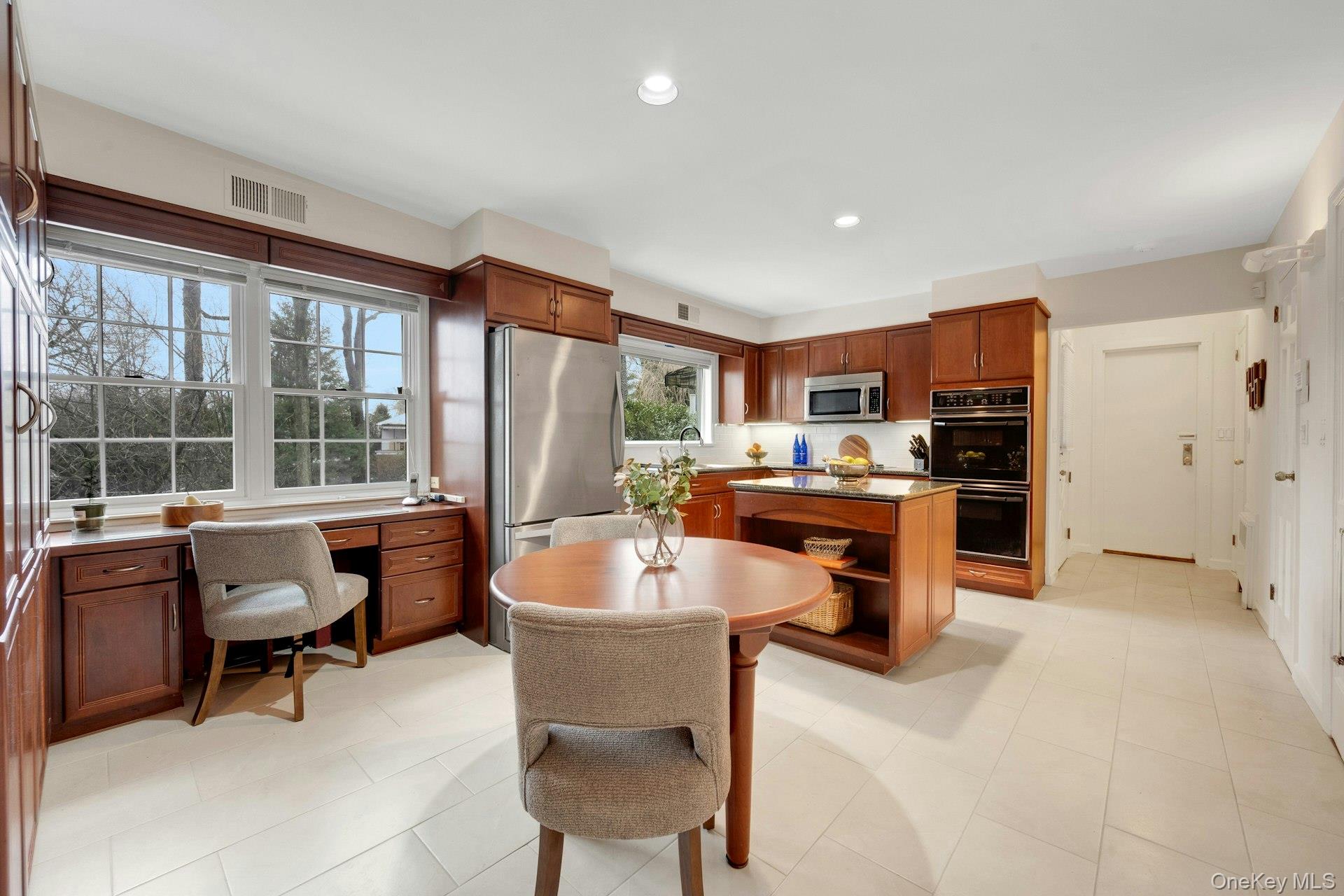 #12 photo, 48 Highland Circle, Bronxville , NY 10708