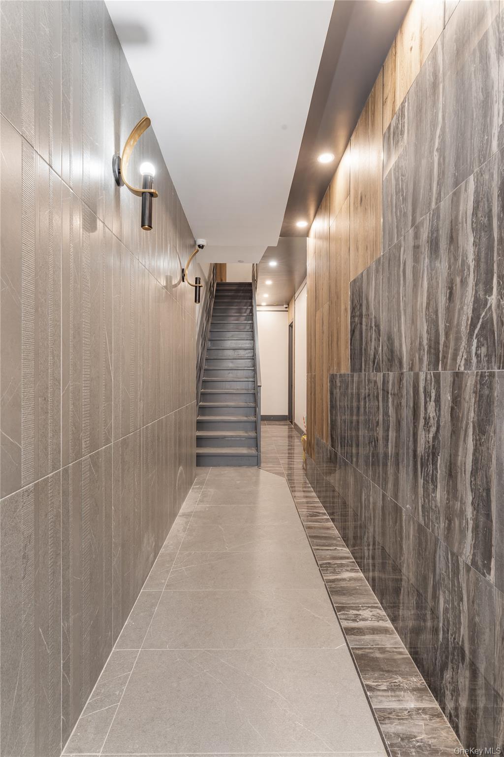 #2 photo, 42 Driggs Avenue, ब्रुकलीन Brooklyn , NY 11222