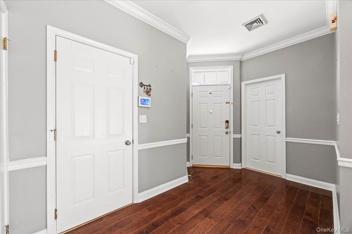 #7 photo, 192 Benefield Boulevard, 紐約州 Peekskill , NY 10566