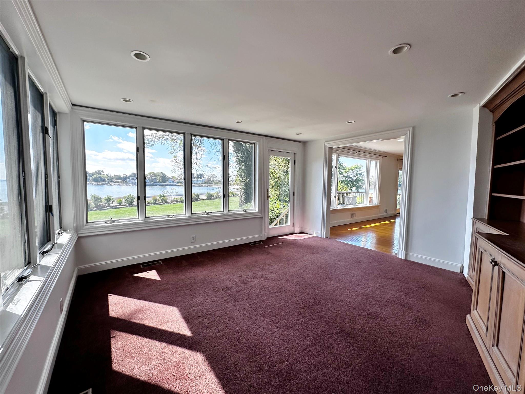 #16 photo, 1090 Bayhead Drive, Mamaroneck , NY 10543