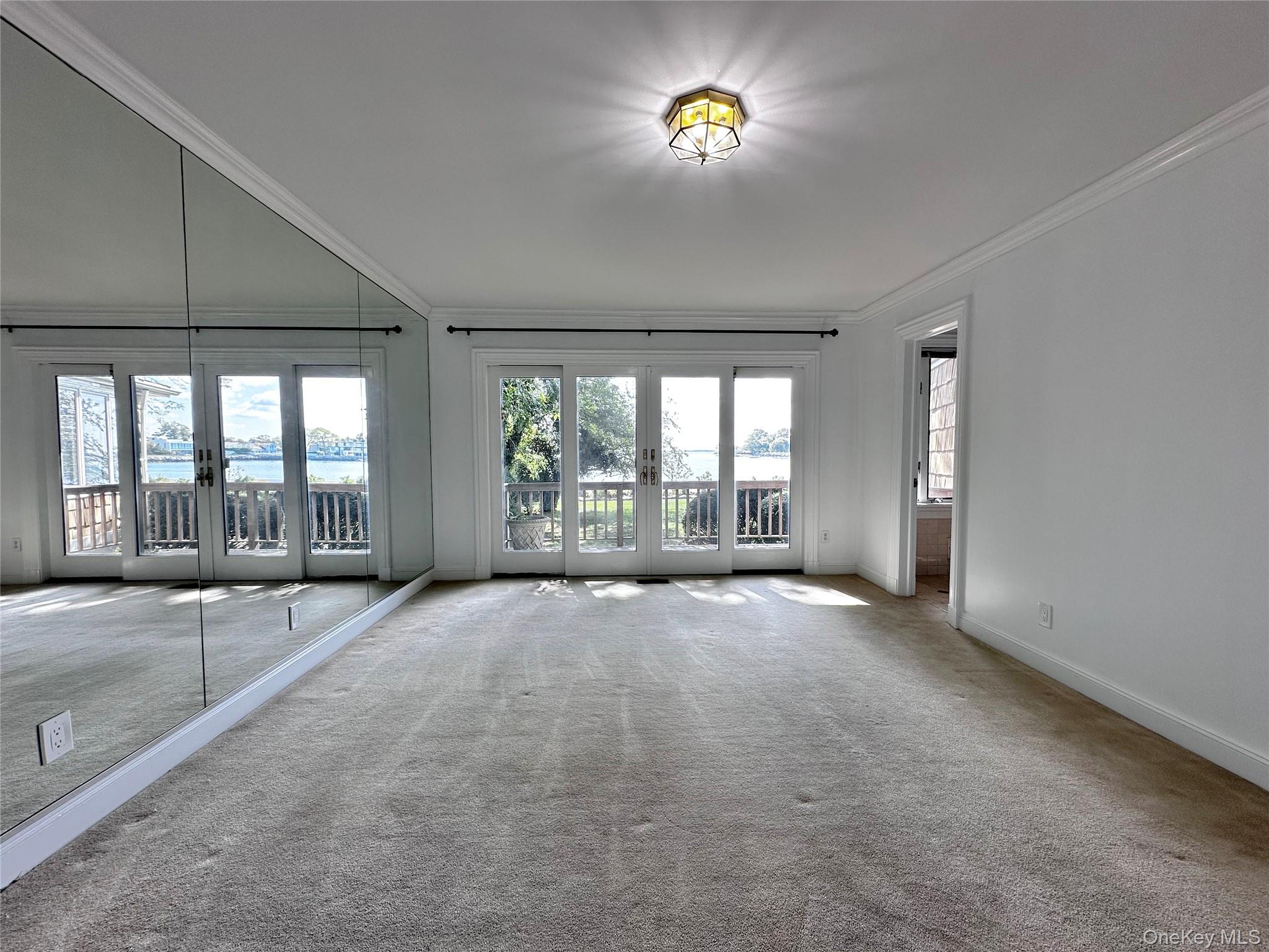 #19 photo, 1090 Bayhead Drive, Mamaroneck , NY 10543