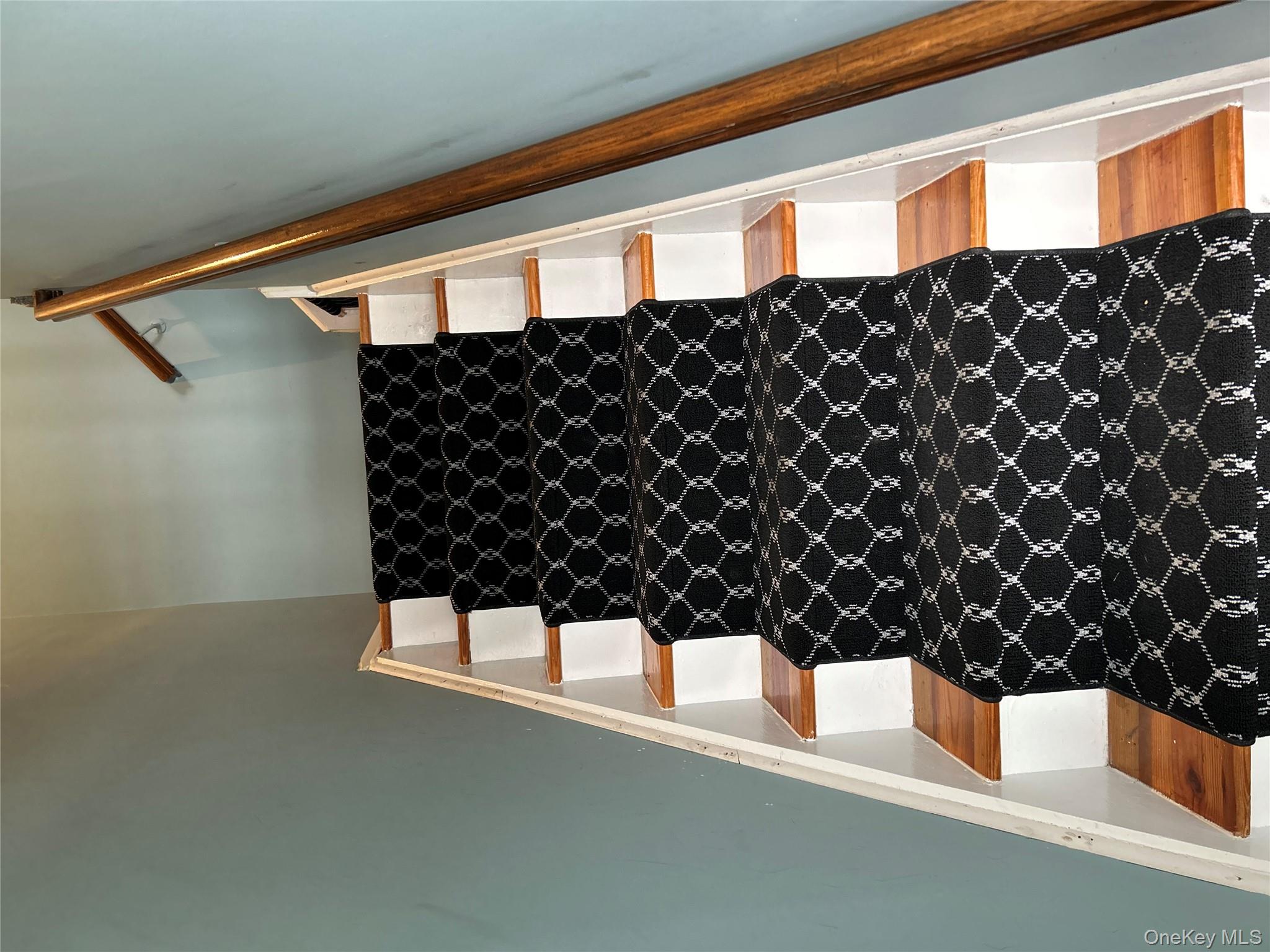 #3 photo, 140 Meyer Oval, Pearl River , NY 10965