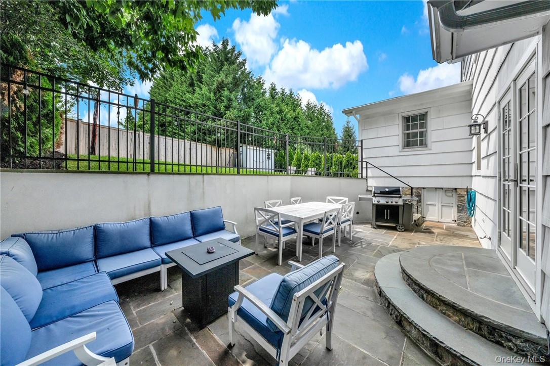 #16 photo, 72 Brook Street, Scarsdale , NY 10583