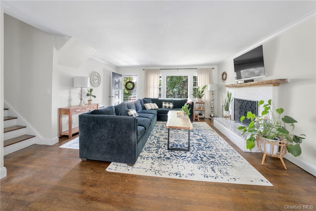 #2 photo, 72 Brook Street, Scarsdale , NY 10583