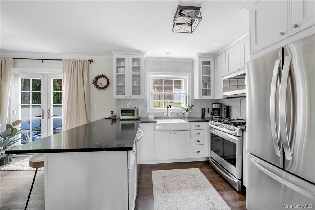 #4 photo, 72 Brook Street, Scarsdale , NY 10583