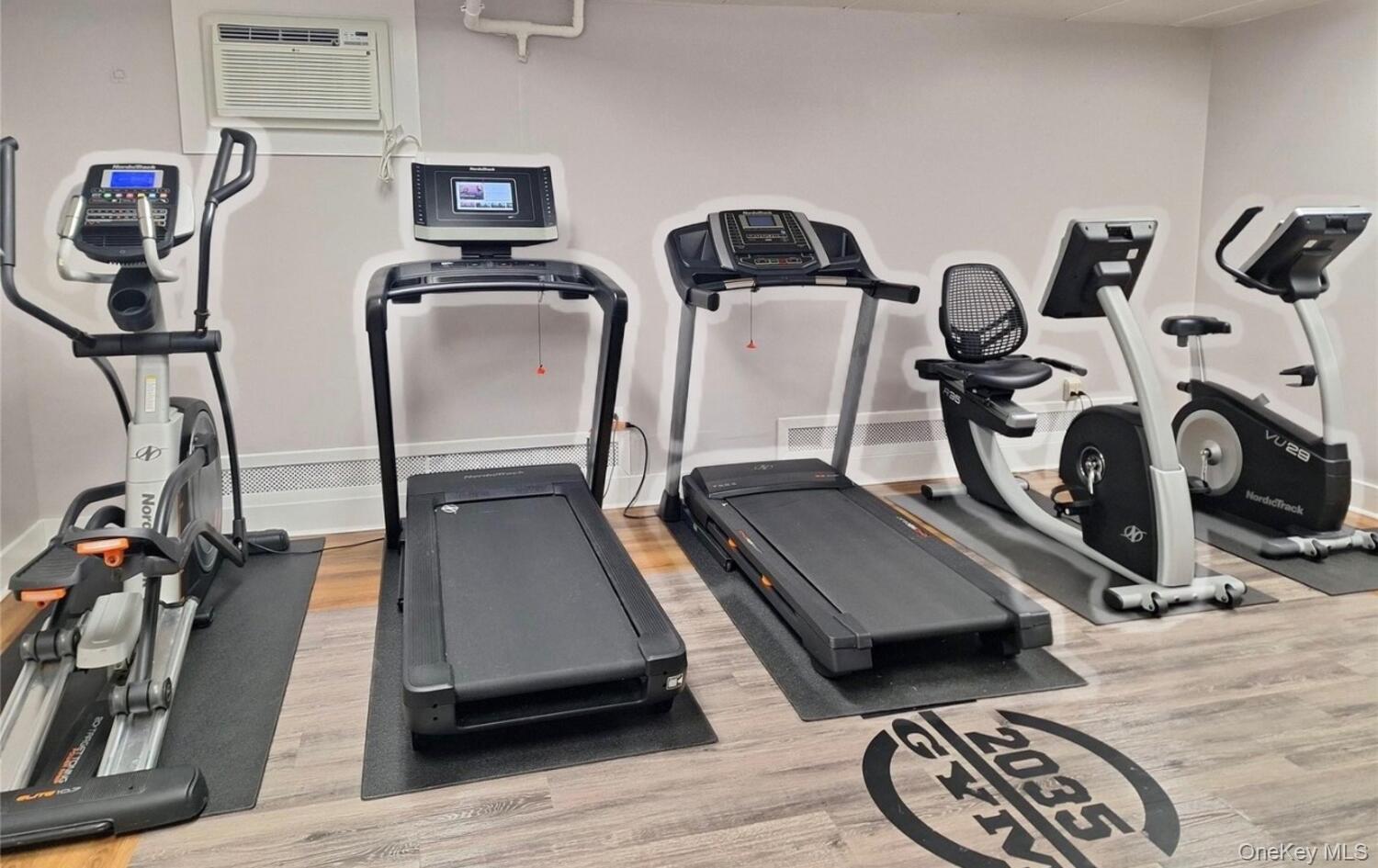 #14 photo, 2035 Central Park Avenue, Yonkers , NY 10710