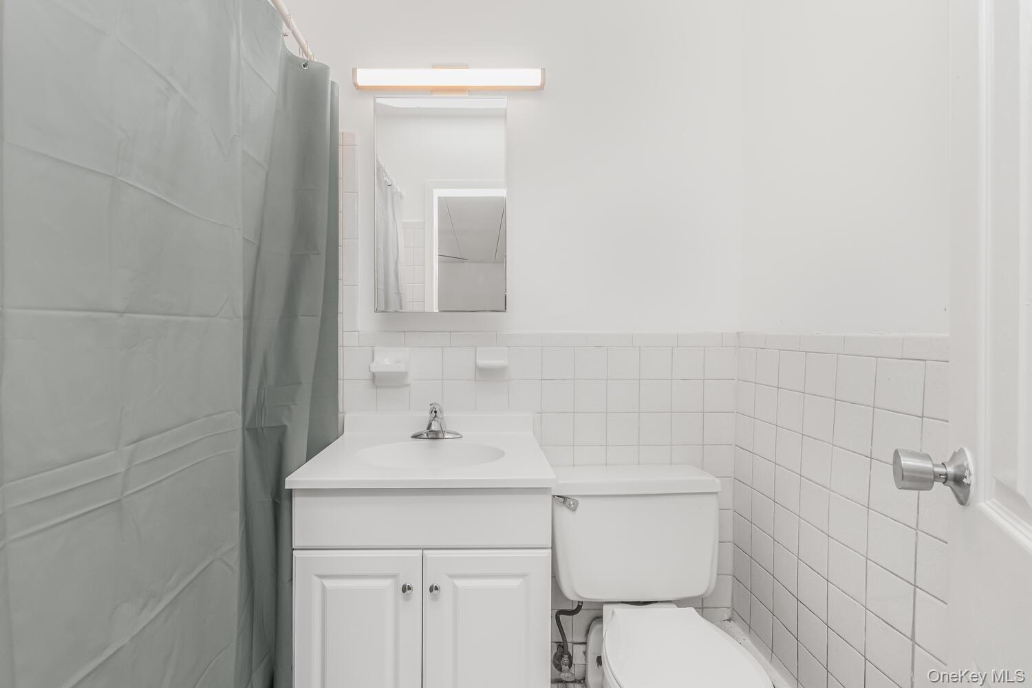 #7 photo, 2035 Central Park Avenue, Yonkers , NY 10710