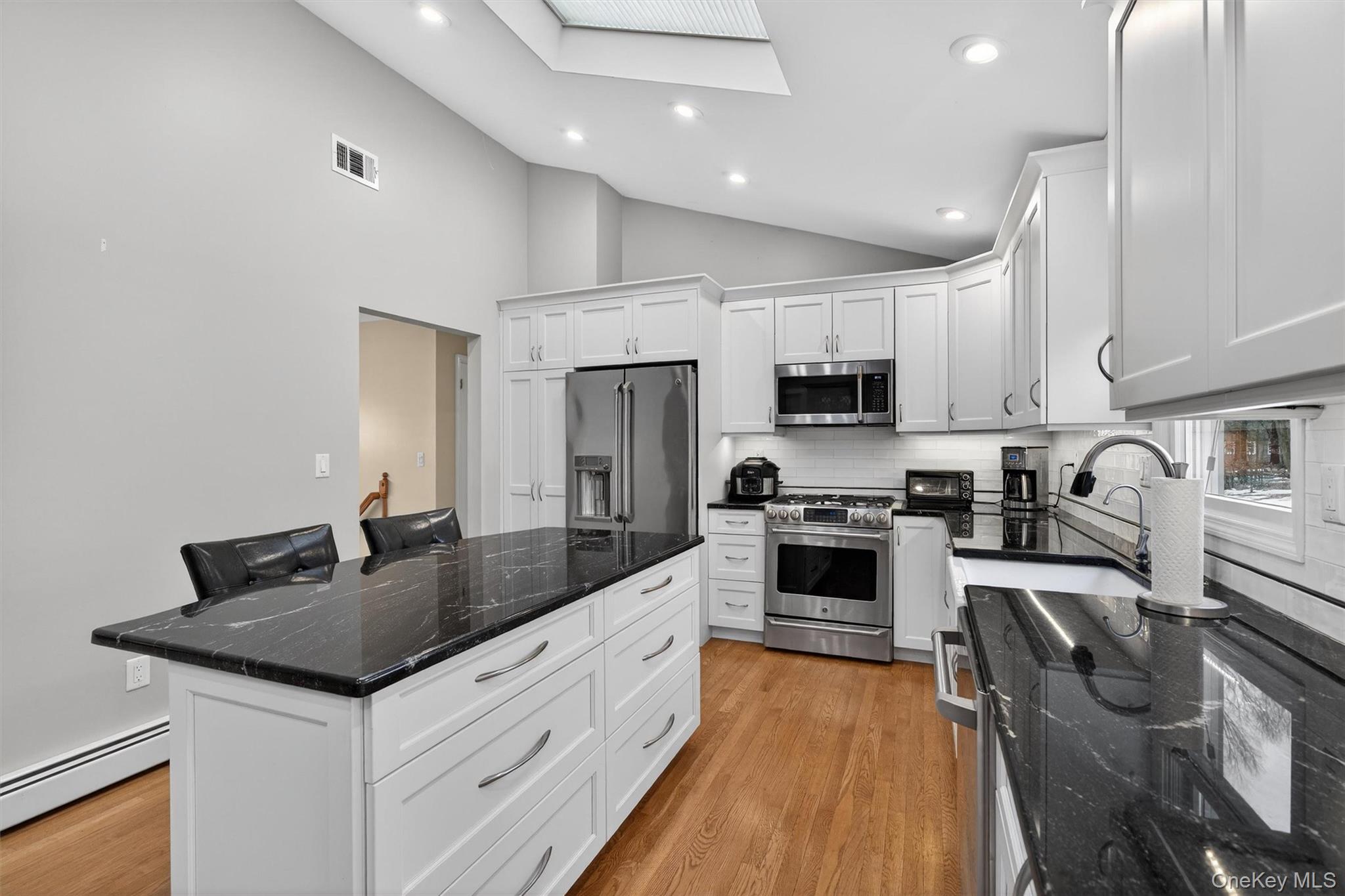 #10 photo, 41 Montclair Avenue, Airmont , NY 10952