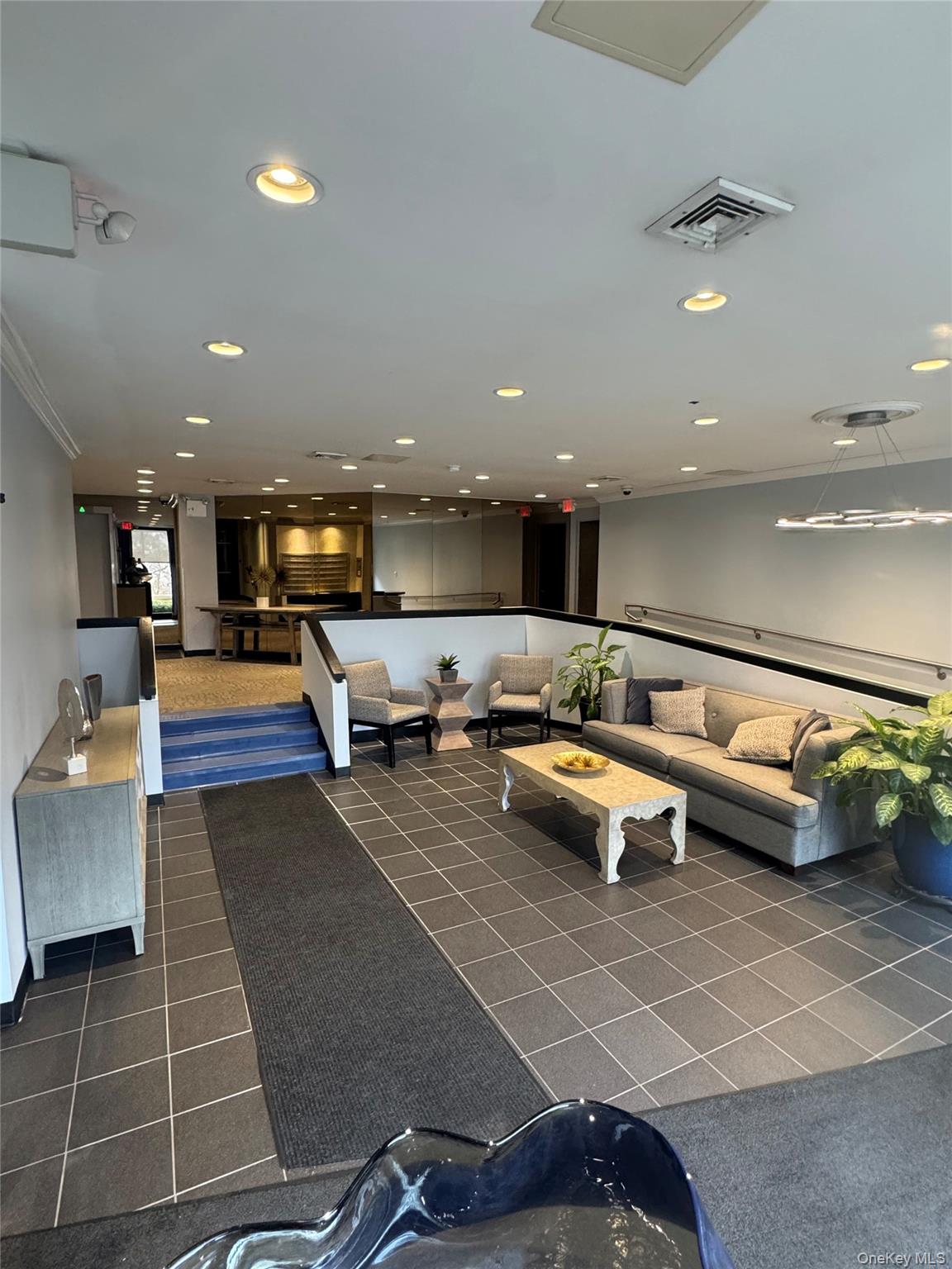 #10 photo, 500 High Point Drive, 뉴욕주 Hartsdale , NY 10530