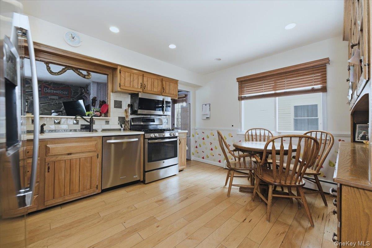 #6 photo, 3881 Greentree Drive, Oceanside , NY 11572