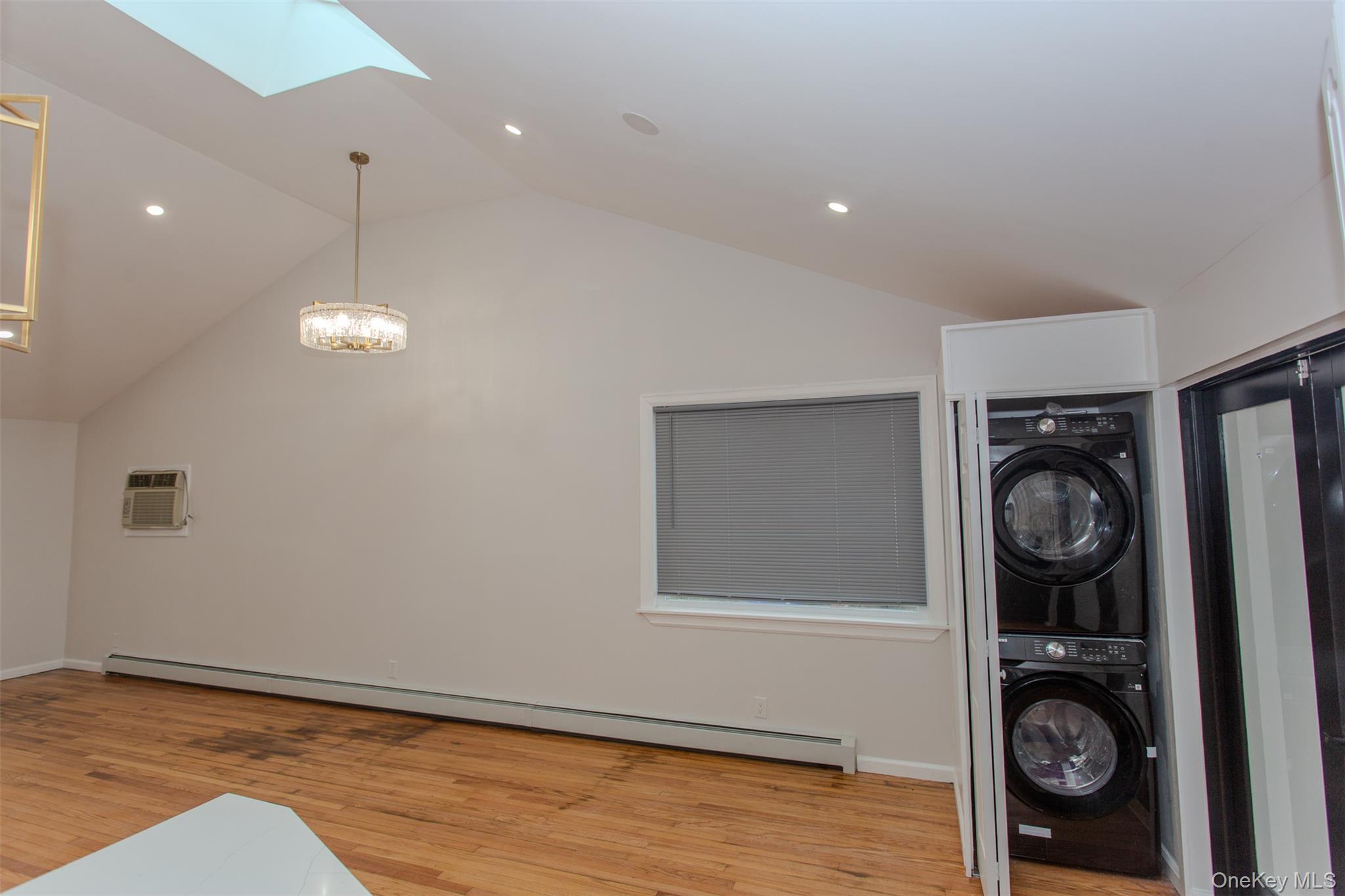 #4 photo, 712 Barnes Avenue, Baldwin , NY 11510