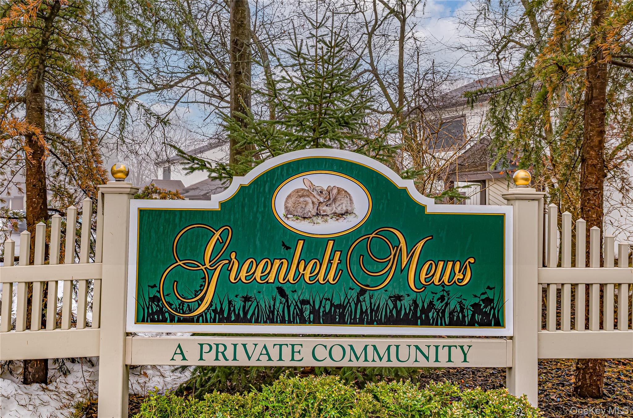 #1 photo, 12 Blue Point Road, सफ़ोक काउंटी Holtsville , NY 11742