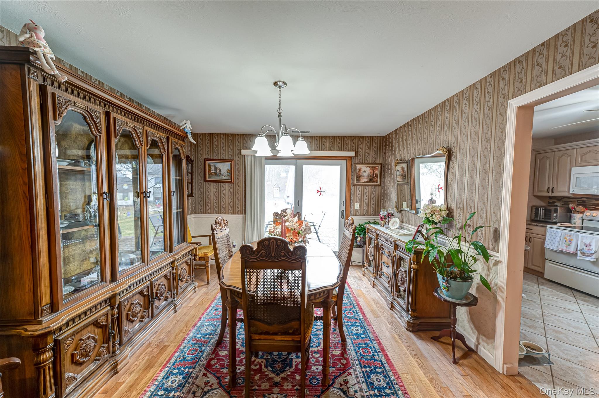 #12 photo, 12 Blue Point Road, सफ़ोक काउंटी Holtsville , NY 11742