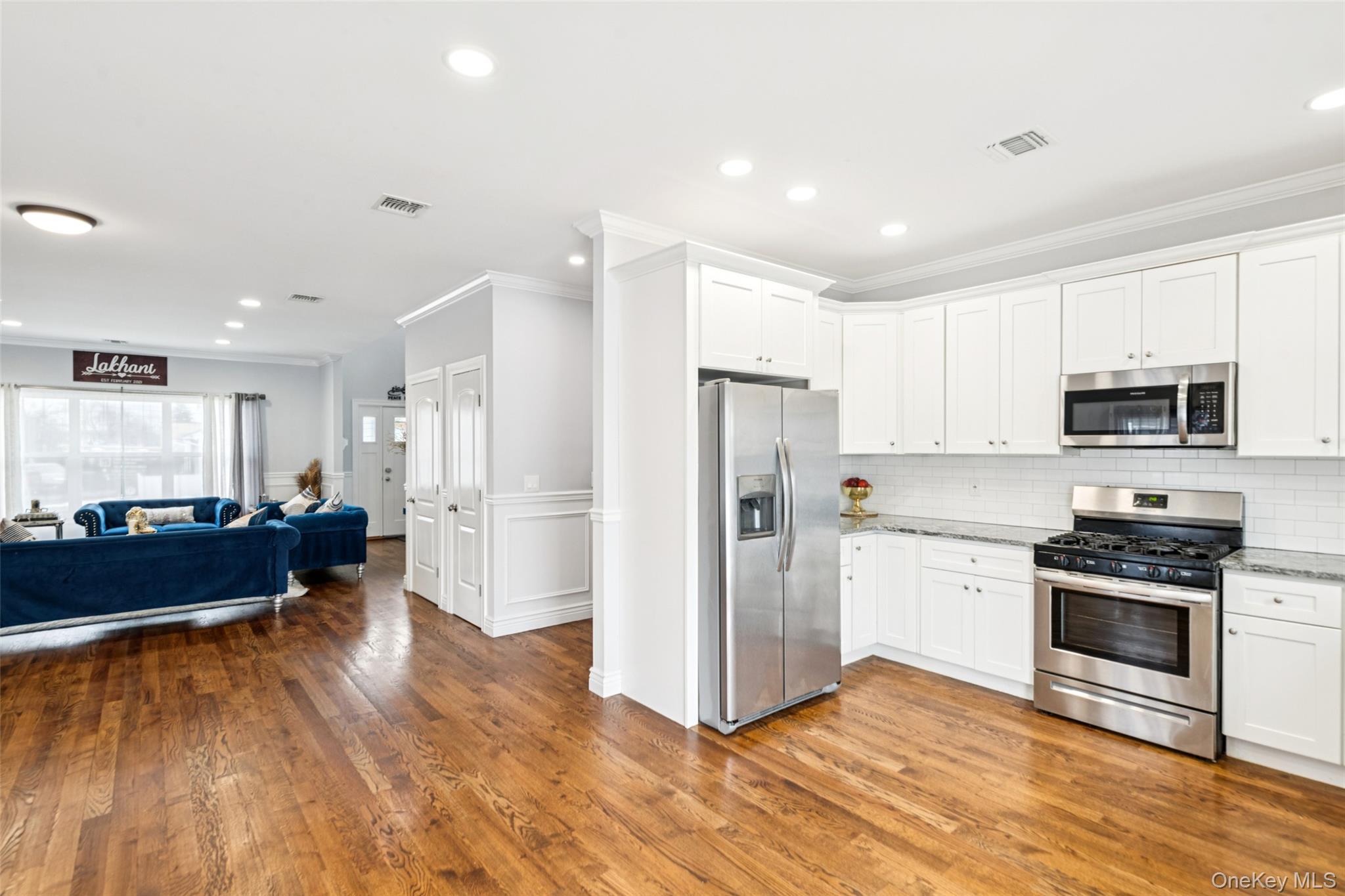 #12 photo, 2162 Seamans Neck Road, מחוז נסאו Seaford , NY 11783