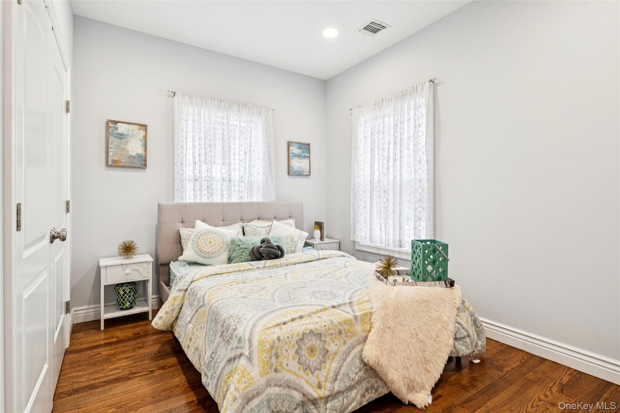 #13 photo, 2162 Seamans Neck Road, מחוז נסאו Seaford , NY 11783