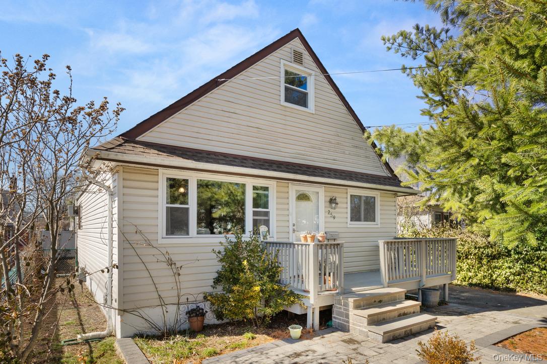 #1 photo, 259 Waldo Street, Copiague , NY 11726