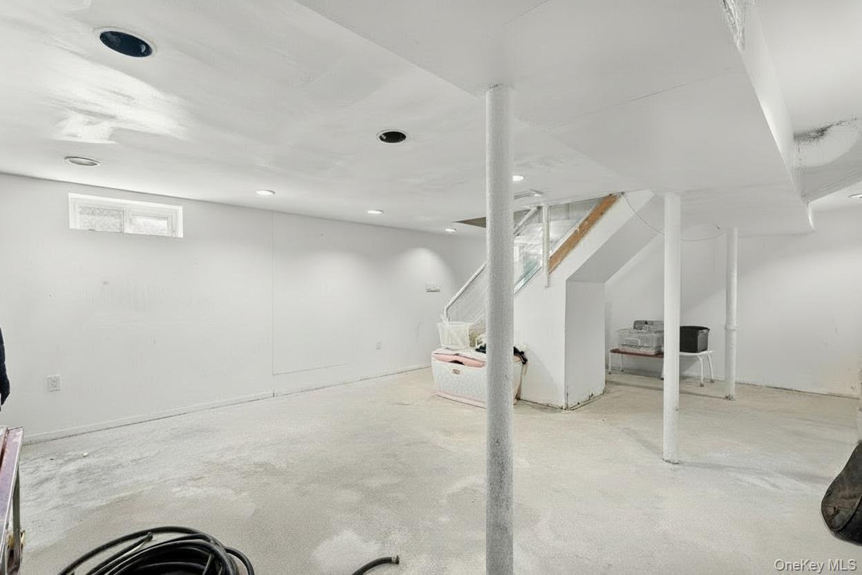 #13 photo, 259 Waldo Street, Copiague , NY 11726