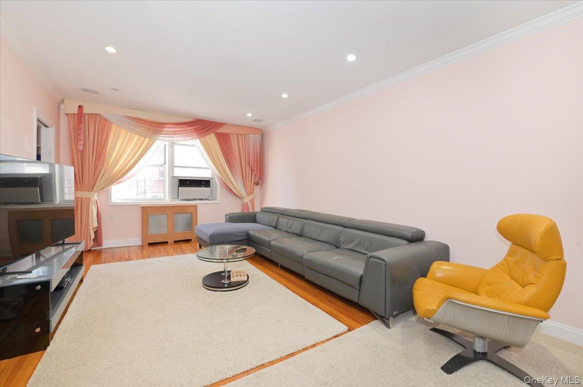 #4 photo, 6361 99th Street, Rego Park , NY 11374